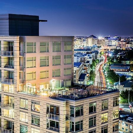 Bridgestreet At The View At Liberty Center Aparthotel Арлингтън Екстериор снимка